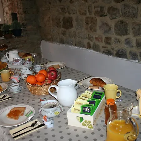 Antico Ospitale Di San Giacomo Zocca אכסניה